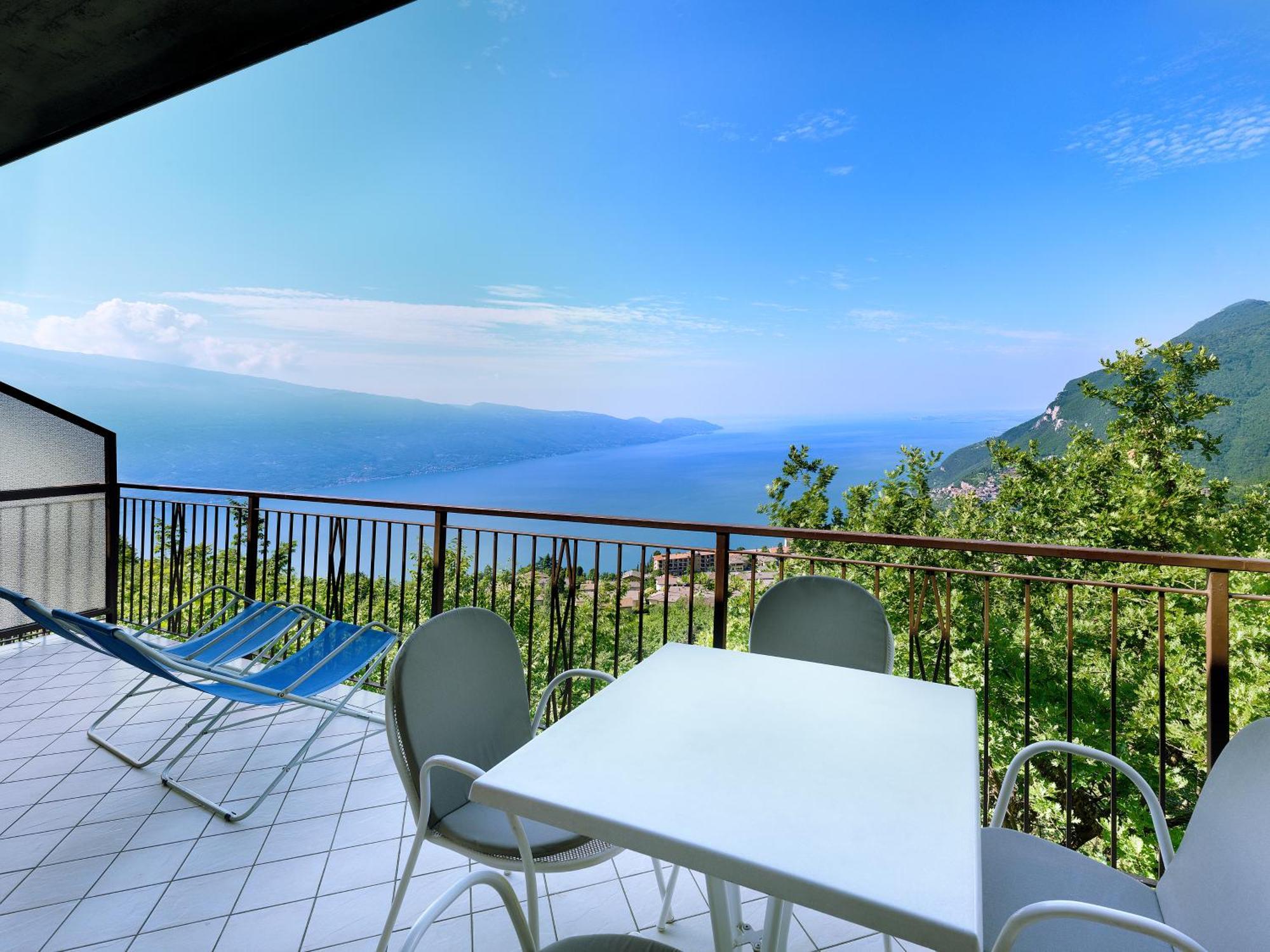 Aparthotel Panorama La Forca, Gtsgroup Tignale